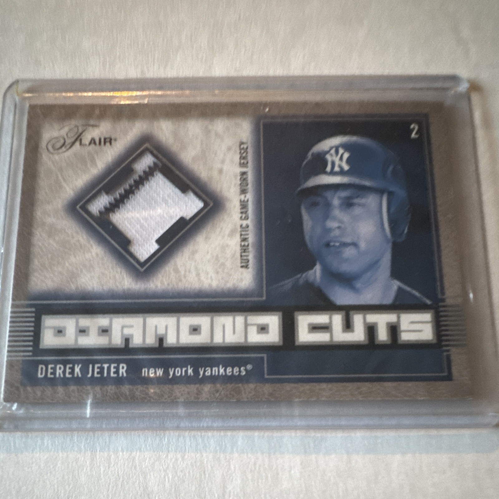 Fleer 2003 Flair Diamond Cuts Jerseys Derek Jeter #DC-DJ Mem Yankees