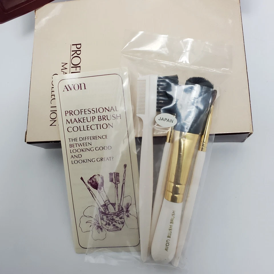 Винтажный Avon профессиональный путешествий макияж щетка коллекции 4 изделия комплект - Изображение 2 из 4