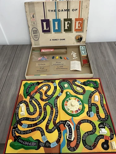 Vintage 1960 The Game of Life Board Game By Milton Bradley #4000 Near Complete