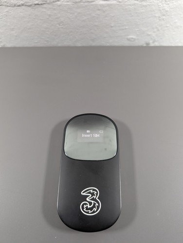 Three Huawei E585 3G Wireless Modem, Pocket Router - BOXED - Afbeelding 2 van 9
