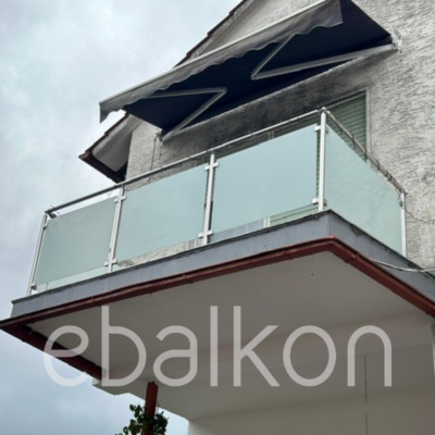 Edelstahl Geländer Balkongeländer mit 8mm. VSG-Glas Terrasse Treppe