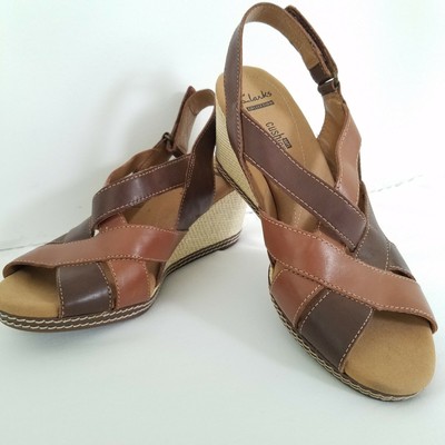 clarks lucia coral wedge sandal