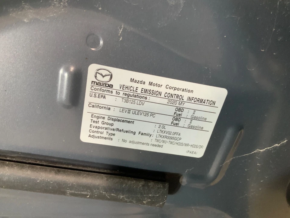 DAMAGED 2016 2017 - 2020 2021 2022 2023 MAZDA MIATA MX-5 FRONT HOOD PANEL OEM - Image 4 of 4