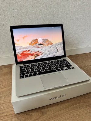 MacBook Pro Retina 13 Zoll, Anfang 2015, Intel i5 2,7 GHz, 8 GB Ram, 256 GB SSD