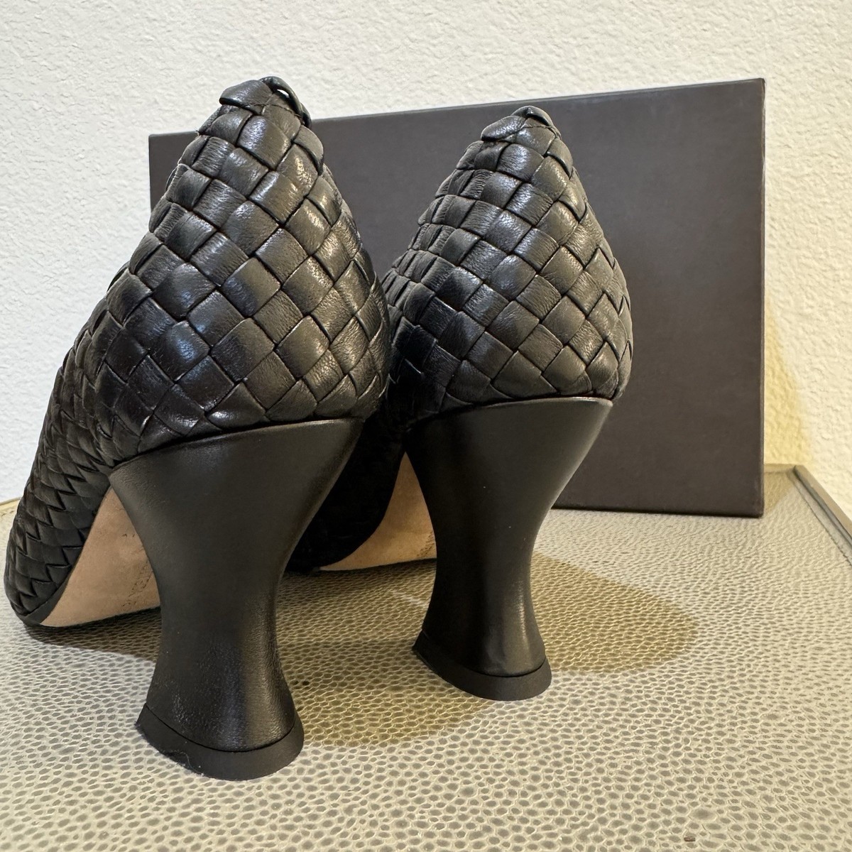 Bottega Veneta Tubular Lagoon Intrecciato Leather Black Shoes 39.5