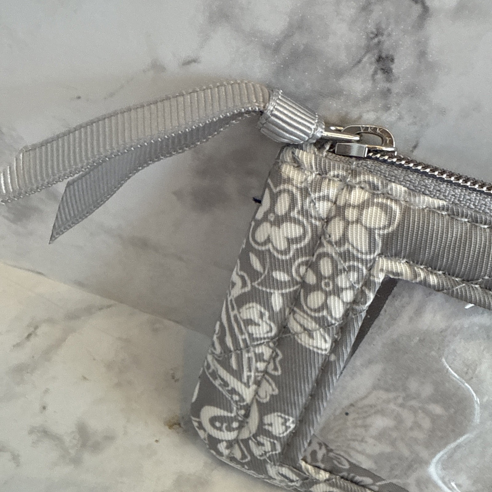 Vera Bradley Performance Twill Zip ID Key Ring  Wallet Cloud Gray Paisley NWT