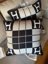 Authentic Herm s Avalon III Pillow - Ecru/Noir - Wool Cashmere - Priced Each  