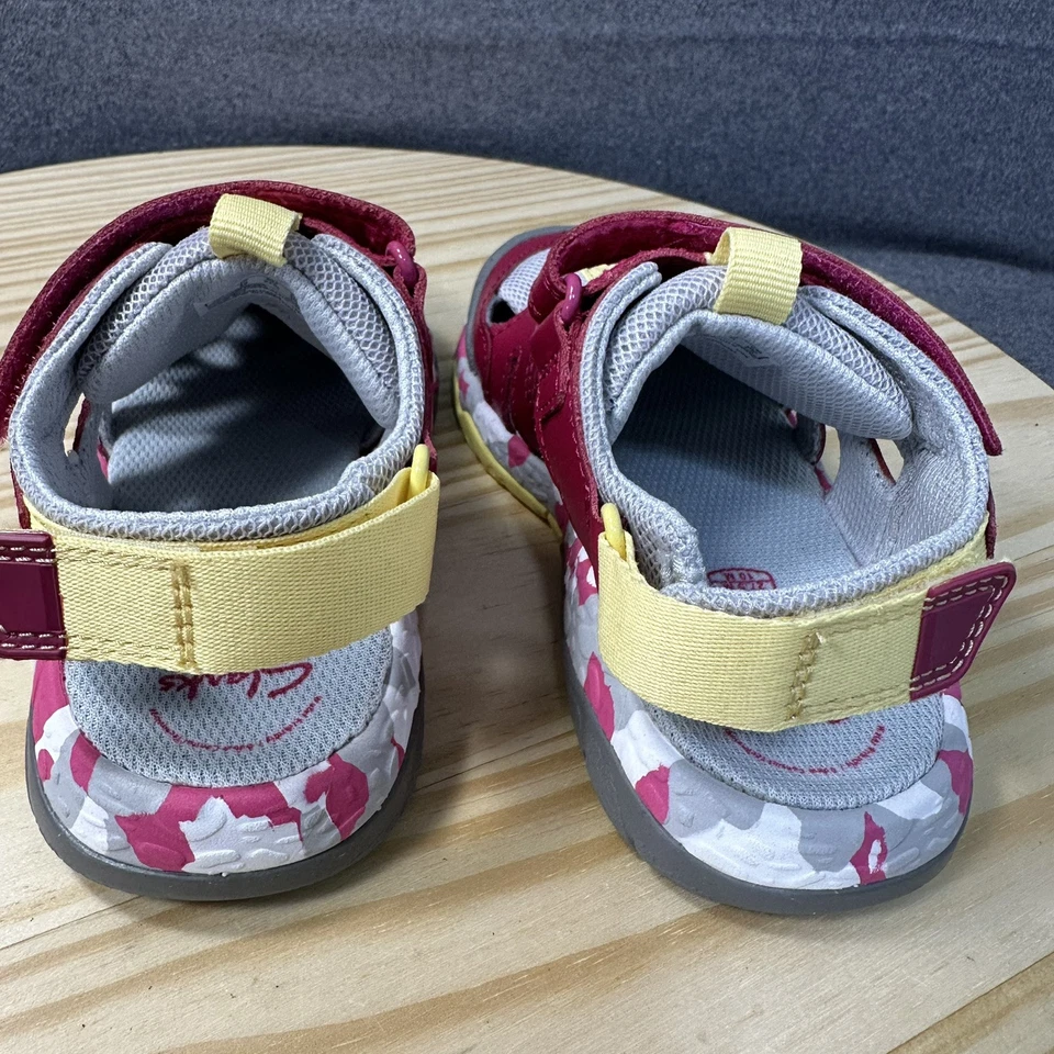 NUEVO Clarks Niña Steggy Roar Niños Sandalia Rosa Talla 10.5 M Comodidad Vegano Zapato Foto 4 de 4