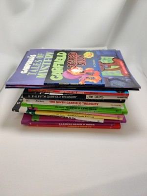 Lot Of 17x Garfield Books  By (Jim Davis) -  Vintage Comic Strip Cat Lasagna
