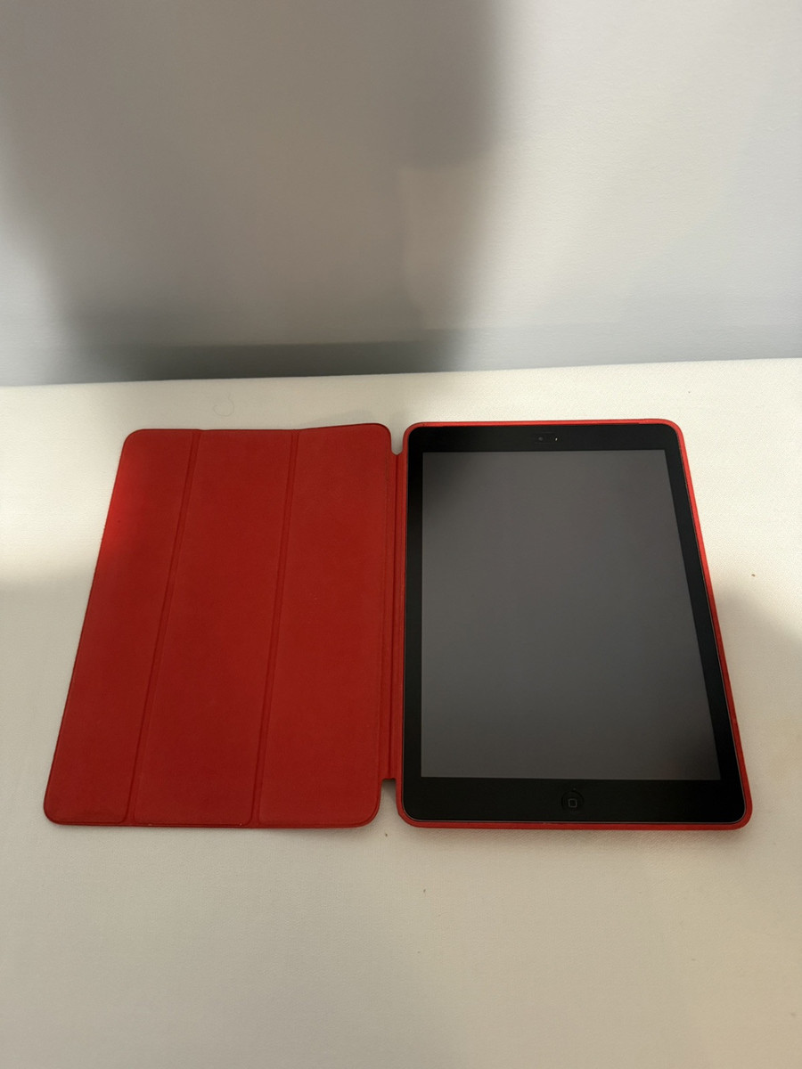 Apple iPad Air A1474 128 GB, Wi-Fi + 4G, 9.7 in - Space Gray Apple iPad Air A1474 128 GB, Wi-Fi + 4G, 9.7 in - Space Gray
