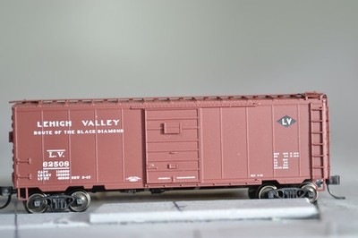 80329  N Scale ATLAS 40' BOX CAR LV LEHIGH VALLEY