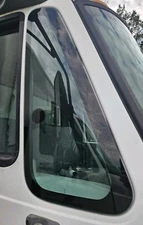 3567241C92 International RH Vent Window 4300-7400-8600-DURASTAR-WORKSTAR-PROSTAR