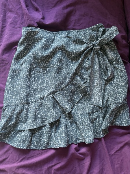 Ally Fashion Size 8 Blue White Polka Dot Wrap Mini Skirt Ruffle Bow Zip