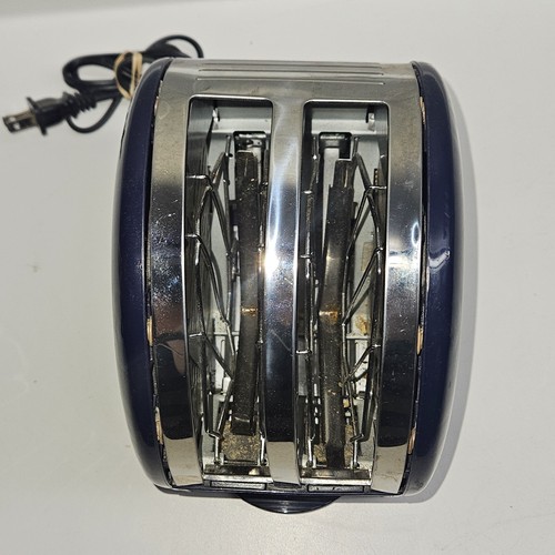 Fiesta Ware 2-Slice Toaster - Blue Color - TS-2012 - Picture 4 of 5
