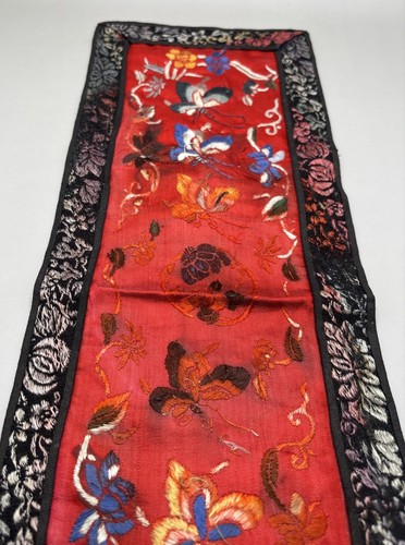 Antique Chinese Embroidered Tapestry Table Runner Hand Stitched Panel Art 20 x 7 - Picture 2 of 16