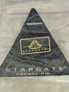 STARGATE PINS 1994