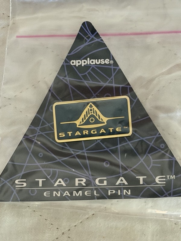 STARGATE PINS 1994