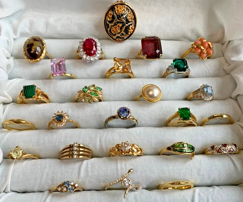 Vtg Ring Lot Gold Plate Costume Jewelry Malachite Enamel Faux Jasper / Gemstones