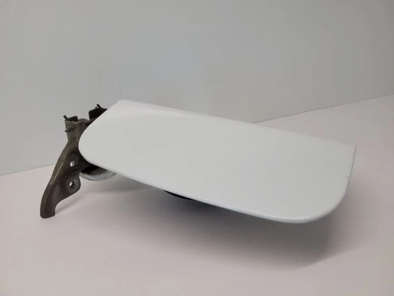 Dodge Charger 2011-2019 puerta de llenado de combustible blanca 11 12 13 14 15 16 17 18 19 Foto 2 de 4