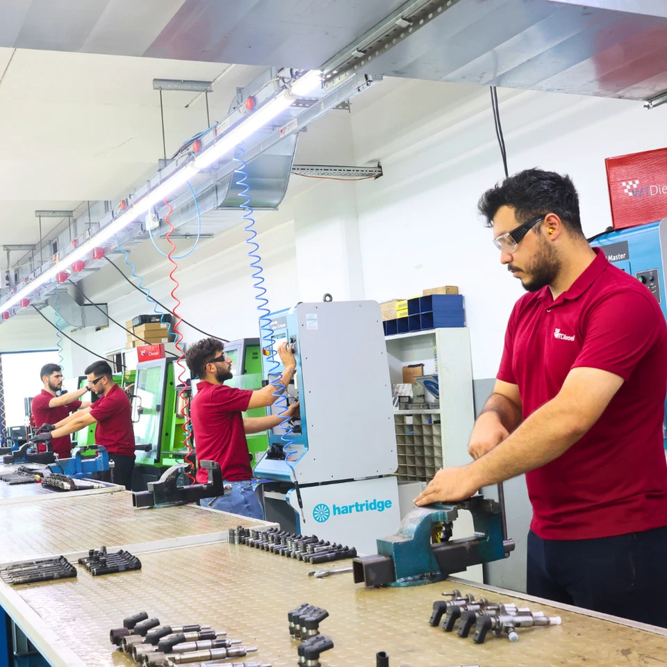 Inyector X4 Mercedes Vito Sprinter | Bosch 0445110070 A6110700887 Foto 4 de 4