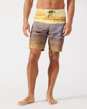 TOMMY BAHAMA Artist Series 'Molokai Sunset Break 9-Inch Board Shorts,38