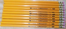 Universal BLACKSTONIAN PENCILS T6-55520 One Dozen NEW #2 With Erasers