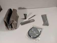 VINTAGE UNITED AIRLINES SOUVENIR TOILETRIES WITH TRAVEL CASE KIT