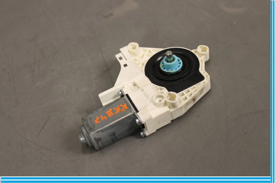 11-18 Audi A8 A8L D4 Rear Right Passenger Side Window Lift Motor 8K09598D1B Oem - Image 2 of 4