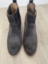 Anthropologie Dolce Vita Charcoal Suede Western Bootie EUC Size 8