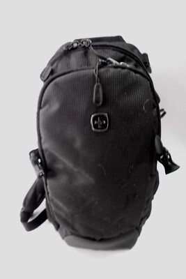 Large Black Textured Nylon Swiss Gear BackPack/Padded 5 Zip Comp Water Bottle Ho