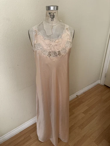 Camicia da notte vintage Christian Dior rosa chiaro lingerie maxi abito lungo slip