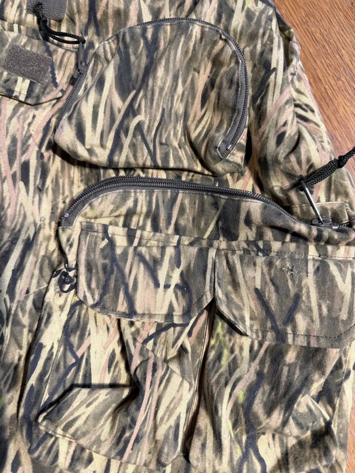 M2D Made 2 Deceive Turkey Vest Grass Camo Seat Pad Back Pad Clean Game Pouch 2XL - Image 2 of 4