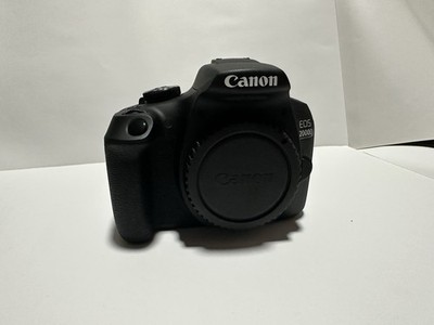 Canon EOS 2000D DSLR Kamera mit 18 55mm Objektiv   sehr guter Zustand