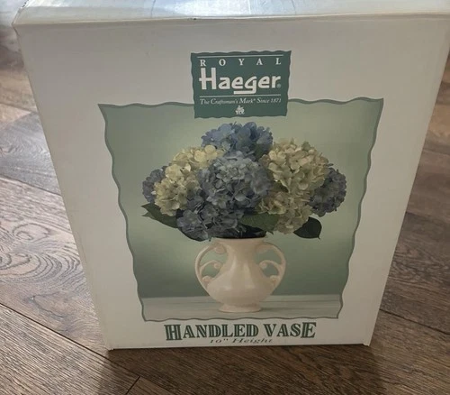 Royal Haeger Handled Vase Ivory Ceramic Art Pottery 10" Floral Garden vintage