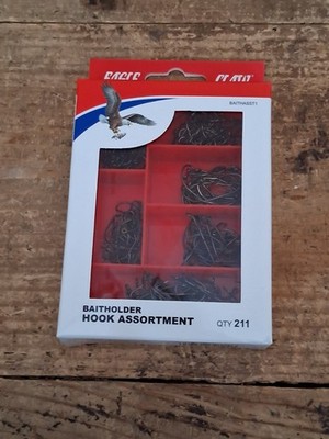 Eagle Claw Freshwater Fish Offset Baitholder Hook Assortment 211 Pc BAITHASST1