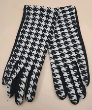 Talbots Women’s Tech-Touch Gloves Black/White  Size M - New without Tags NWOT