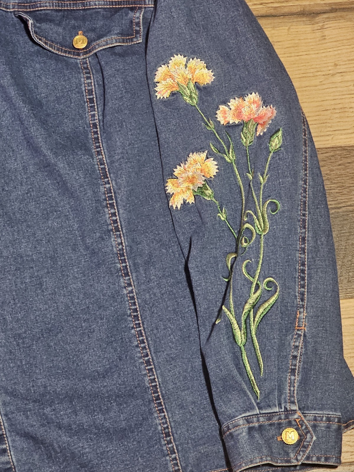 Bob Mackie Wearable Art Denim Shirt Embroidered F… - image 3