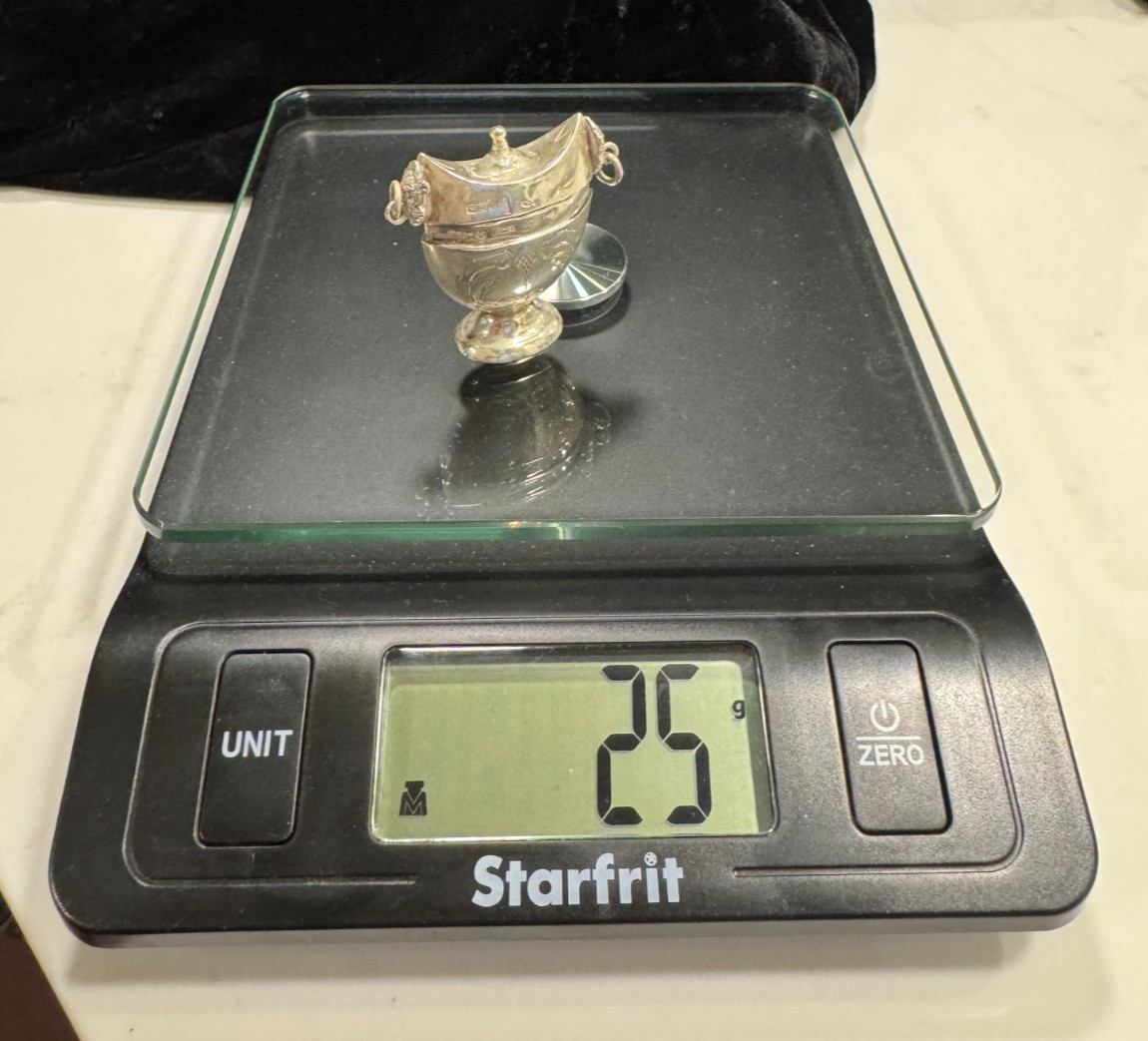 1881 STERLING SILVER GREEN MAN URN SHAPE PILL BOX HINGE LID DUTCH EXPORTED TO UK