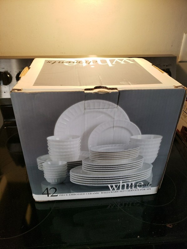 42-piece White Elements Embossed Porcelain Dinnerware Set