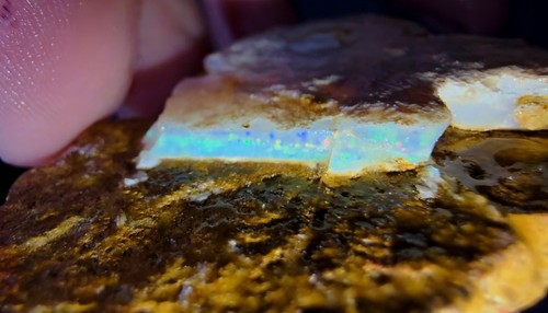 218ct Huge Cluster Opal MultiColor 100% Natural Opal Conglomer Feel Like Miner⛏️ - Picture 3 of 3