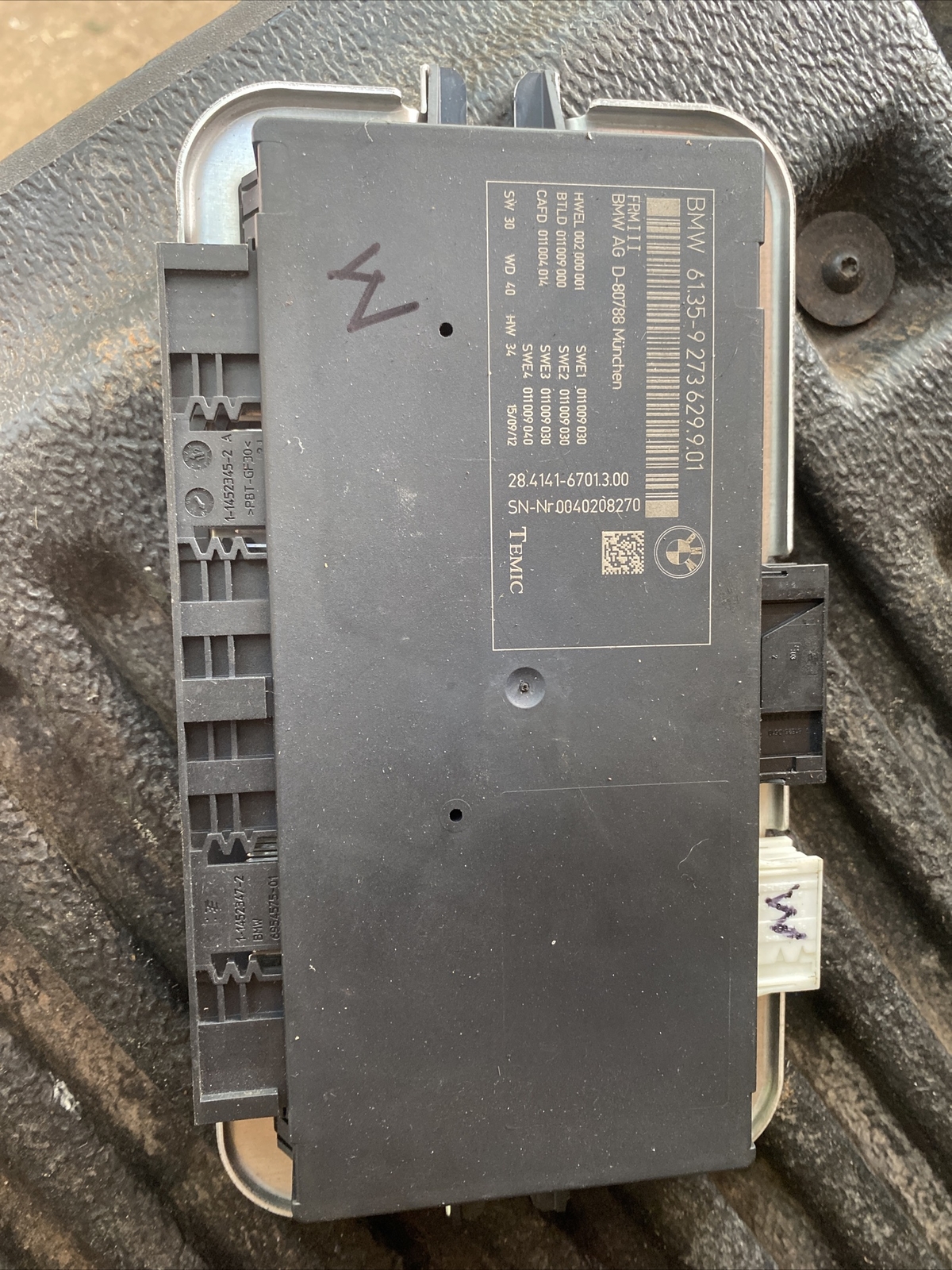 AGENT 8（エージェント 8）