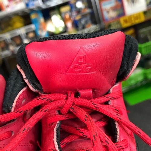 ‘15 Nike ACG Woodside Red Toddler Boots - Size 9C - Picture 2 of 8