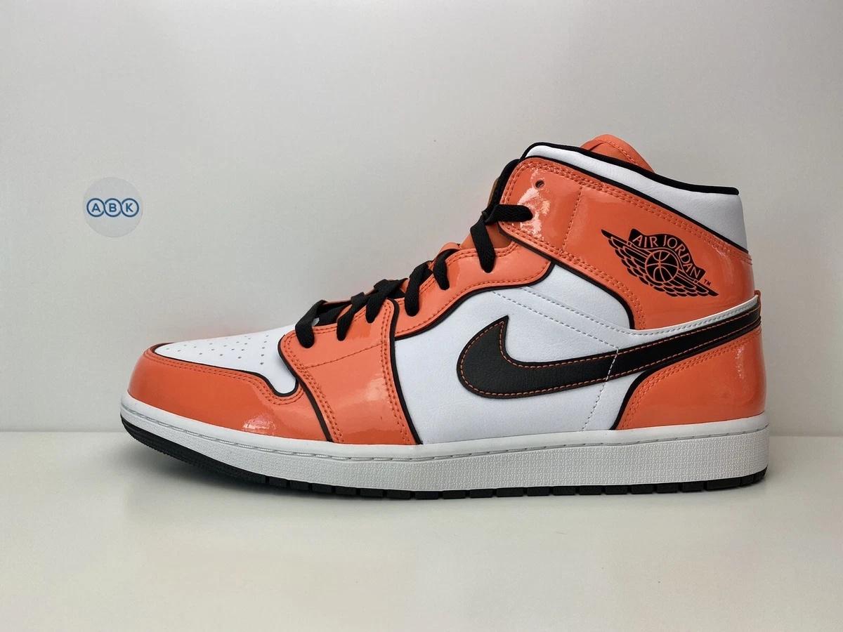 Air Jordan 1 Mid SE Patent Basketball Shoes