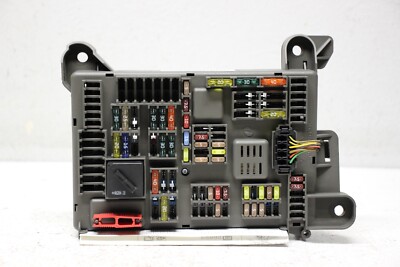P91264 2007-2013 BMW X5 Rear Power Distribution Fuse Box Passenger Side  6931687