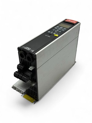 Danfoss VLT5002PT5B20EBR3DLF00A00C0 Frequenzumrichter