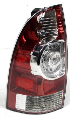 Fanale Posteriore Sinistro Per Toyota Tacoma 2005-2015 &ndash; Ricambio Compatibile Nero E Rosso