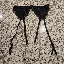 Vintage Victoria's Secret Black Lace Garter Belt Suspender Cat No 112-476 S Note
