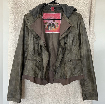 Bernardo Women s Green Hooded Lined Full Zip Jacket w/ Zip Pockets Size M