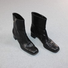 Vintage Salvatore Ferragamo Boots Womens Size 8.5 Black Leather Italy 90s READ