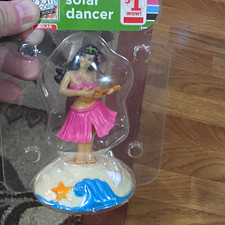 Solar Hawaiian Hula Girl Dancer Figurine Dashboard Decor Figure